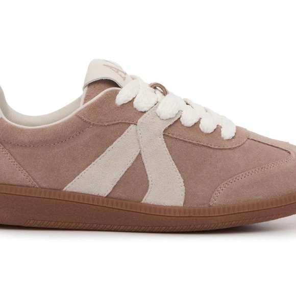 Anna Luisa Shoes - Elegant Tan Suede Women's Sneakers